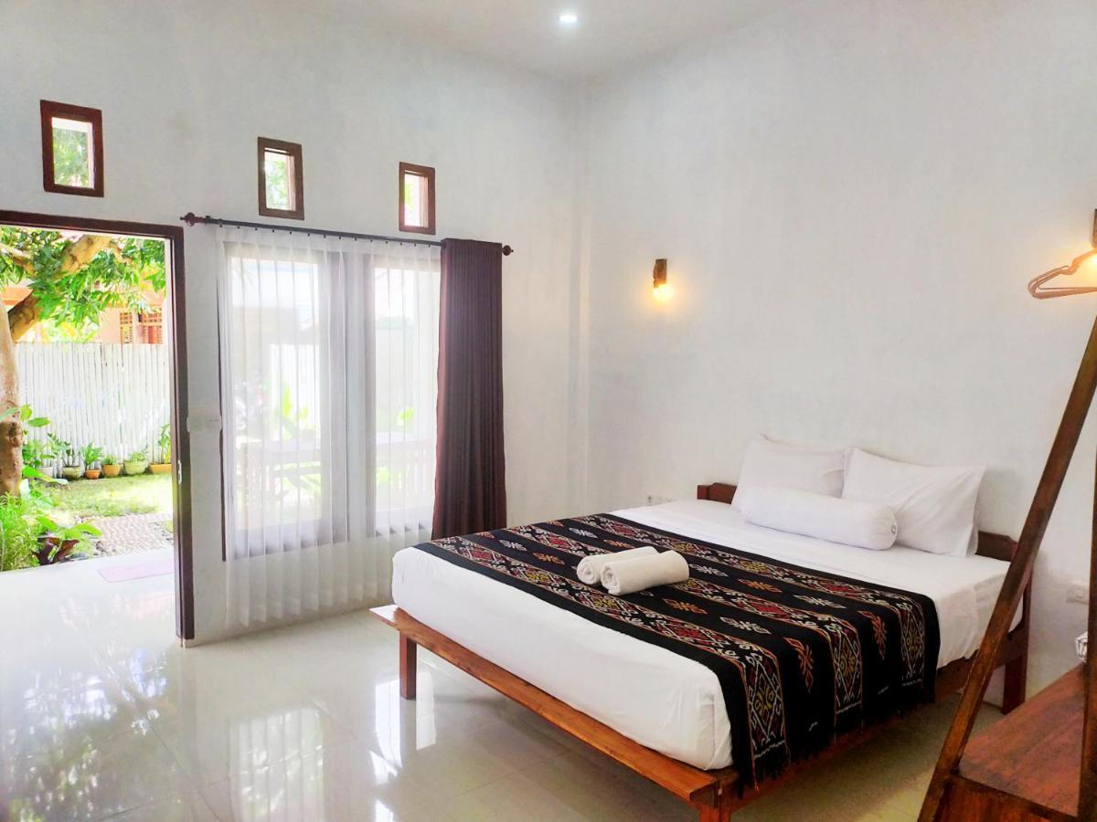 Mango Room Mandalika Kuta  Buitenkant foto