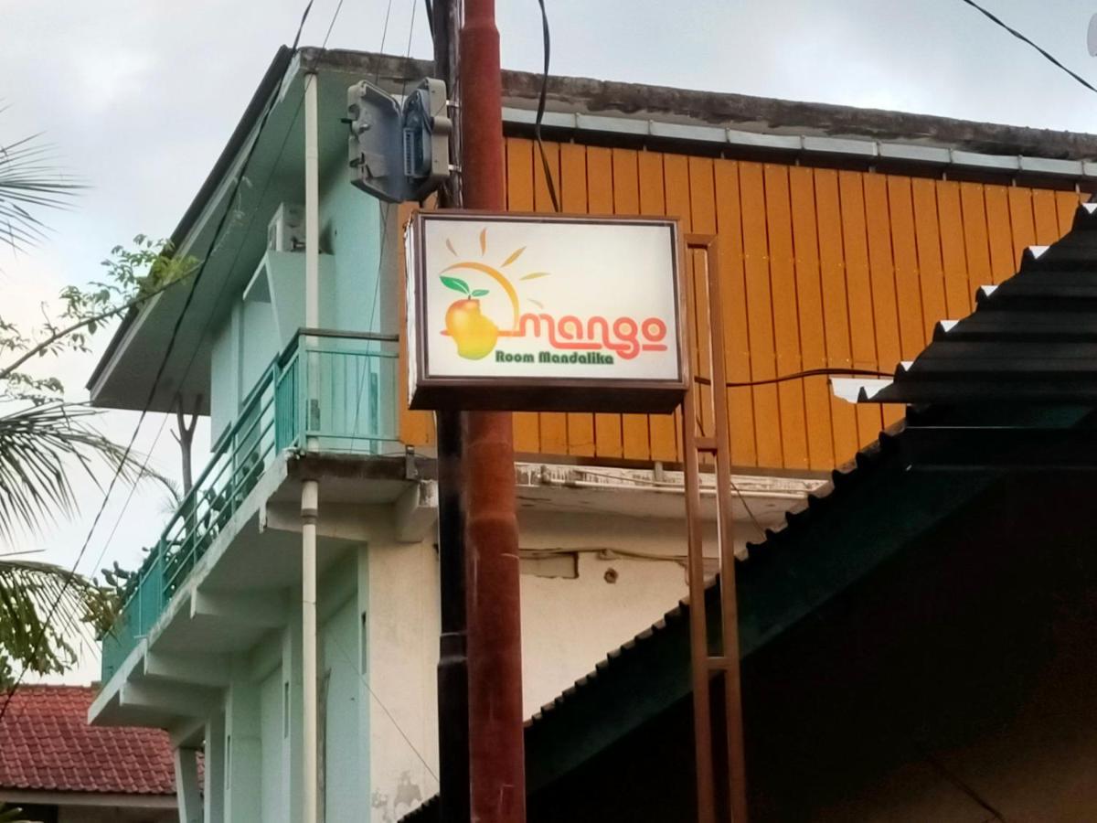 Mango Room Mandalika Kuta  Buitenkant foto